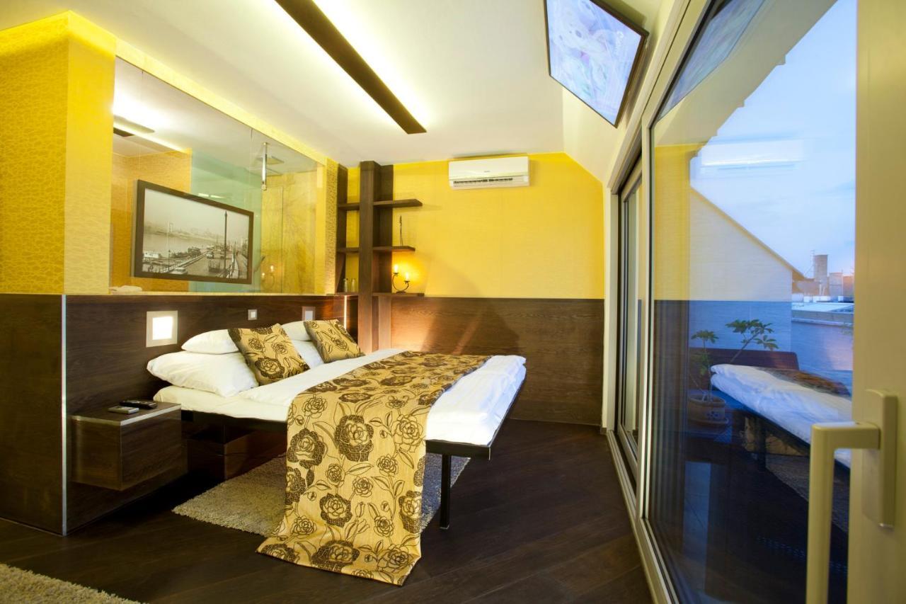 Apartment Parliament Penthouse *